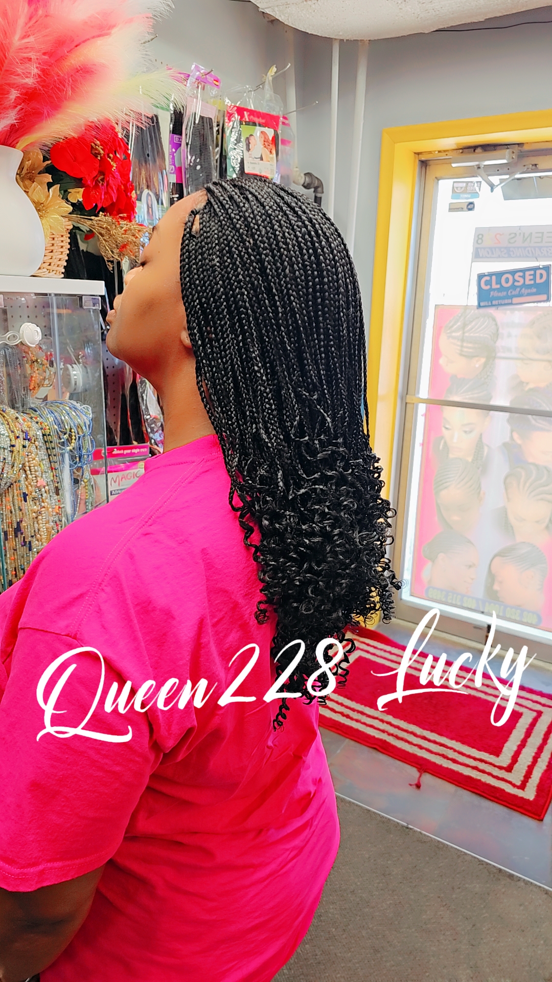 Queen 228 Hair Braiding Salon